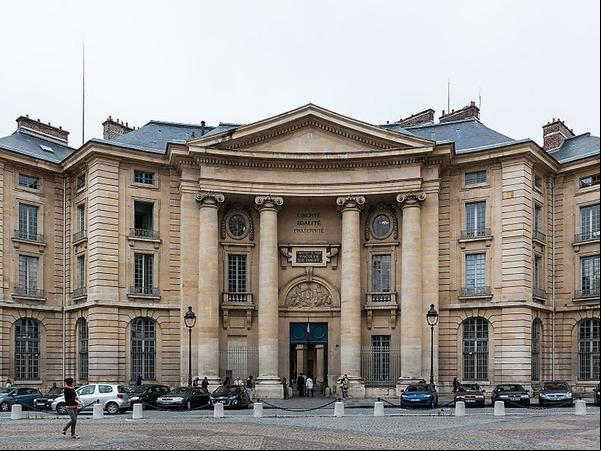 Université Paris 1 Panthéon-Sorbonne, uma das referências no ensino de direito na França